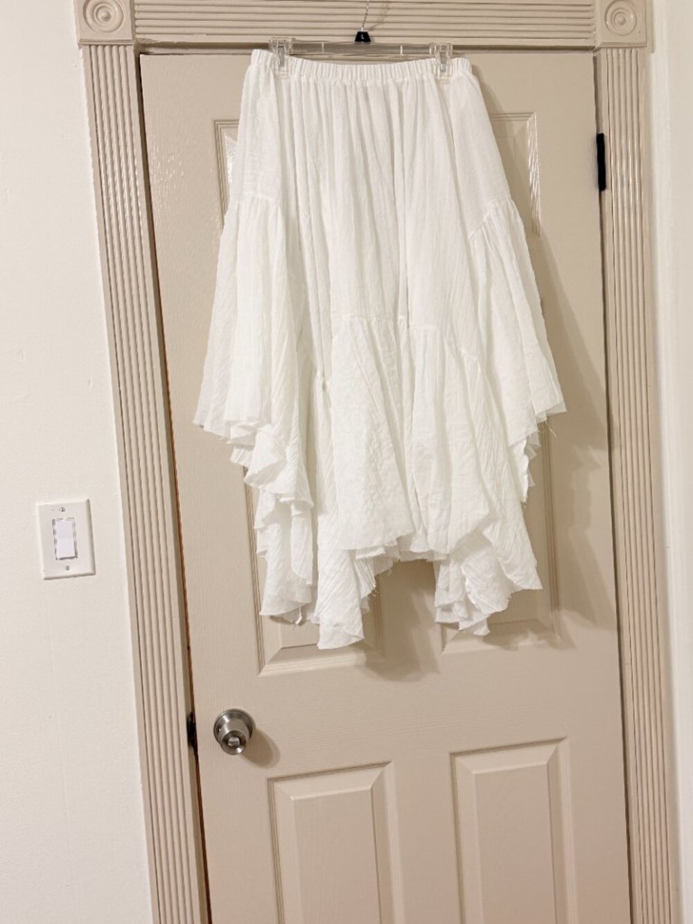 Sweet Generis Asymmetrical Raw Edge Ruched Uneven Hemline White Skirt sz L - Picture 4 of 10